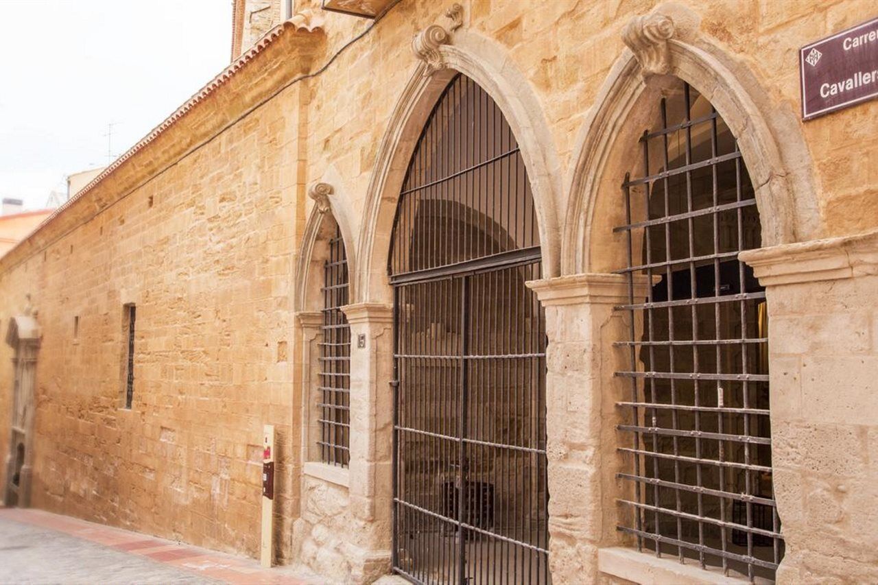 Parador Del Roser De Lleida Exterior photo